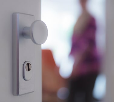 Fabricante de piezas de zamak para asas, pomos y tiradores