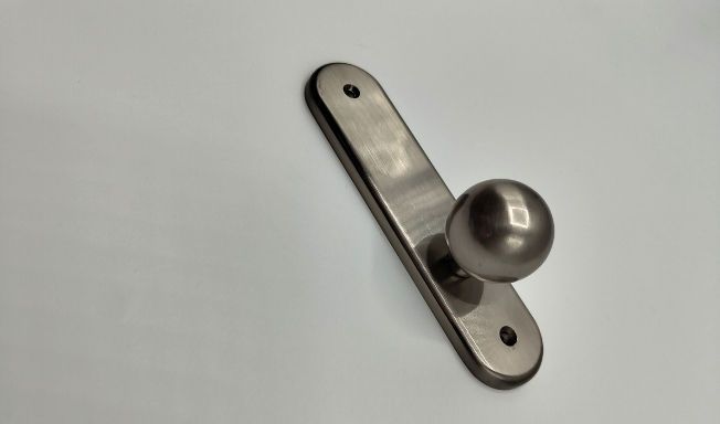 Zamak handles to meet industrial requirements